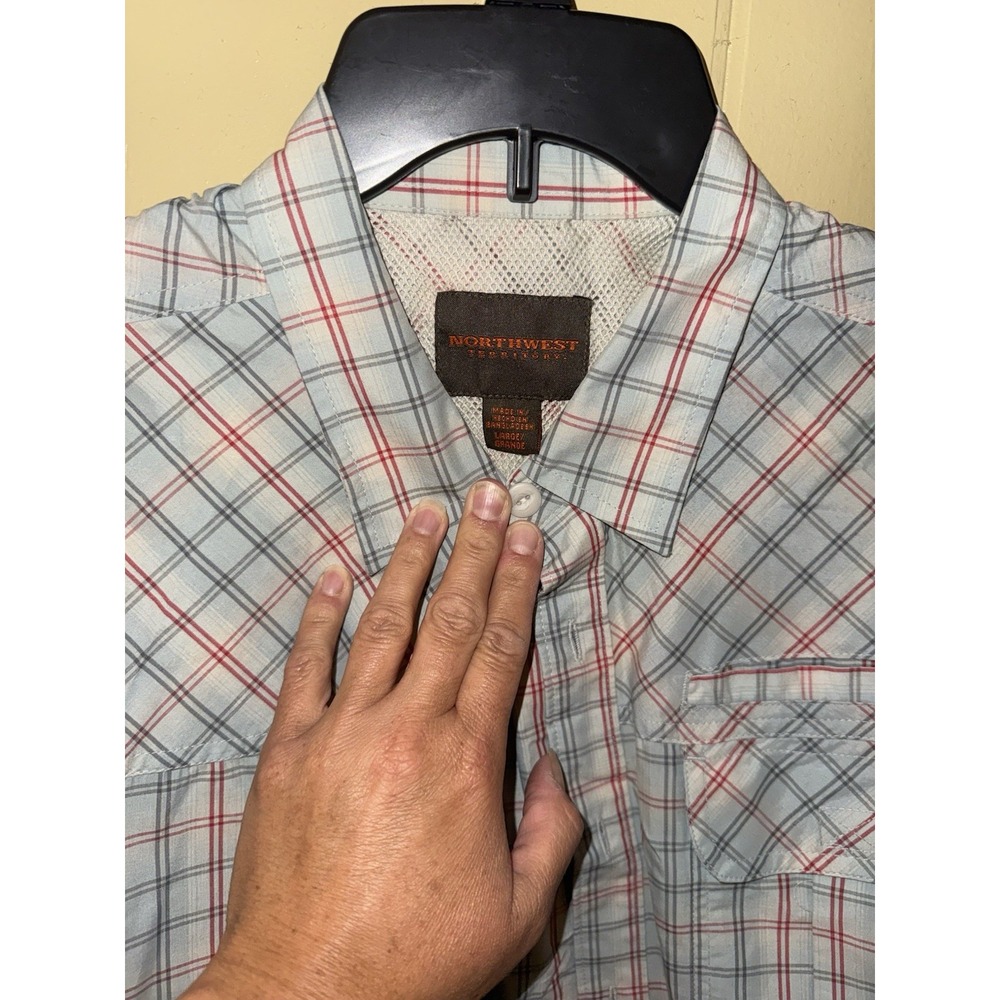 Northwest Territory Men's Large Gray/Red Plaid Long Sleeve Button-Up